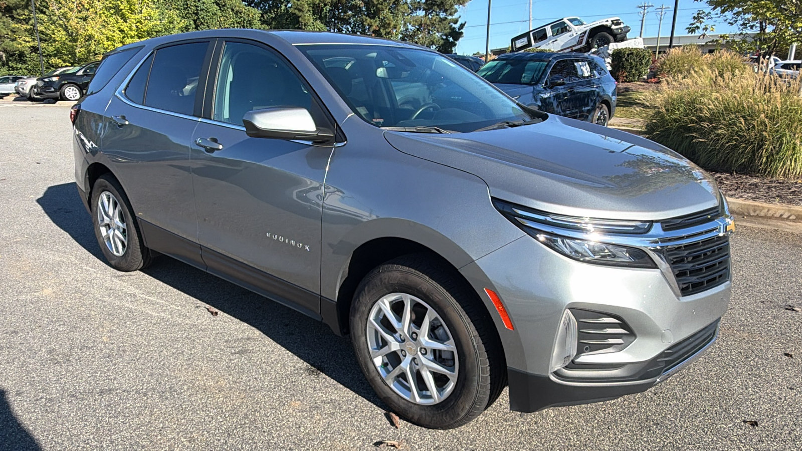 Used 2024 Chevrolet Equinox LT AWD/4WD image 5