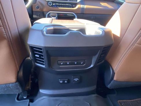 Used 2022 Toyota Tundra 1794 Edition image 11