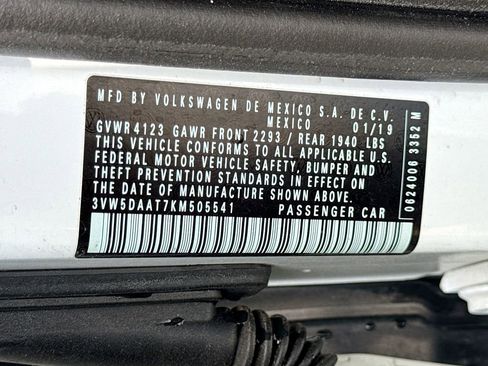 Used 2019 Volkswagen Beetle 2.0T S image 38