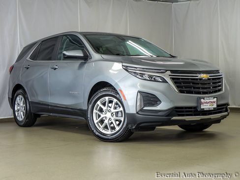 Used 2024 Chevrolet Equinox LT FWD image 2