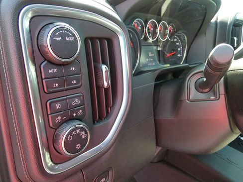 Certified 2021 Chevrolet Silverado 1500 RST AWD/4WD image 26