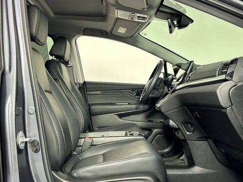 Used 2024 Honda Odyssey Touring image 10