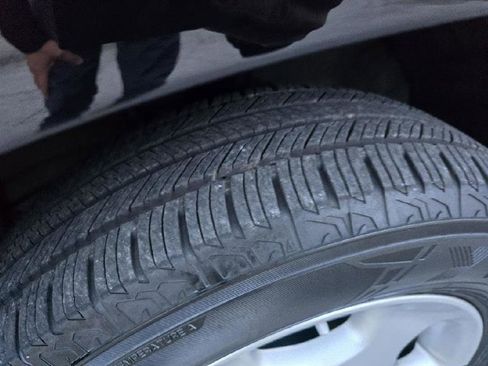 Used 2007 Toyota Highlander 2WD V6 image 12