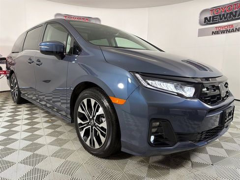 Used 2025 Honda Odyssey Elite image 1