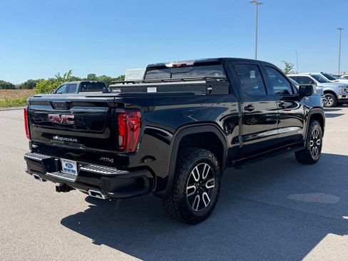 Used 2021 GMC Sierra 1500 AT4 w/ AT4 Premium Package AWD/4WD image 34