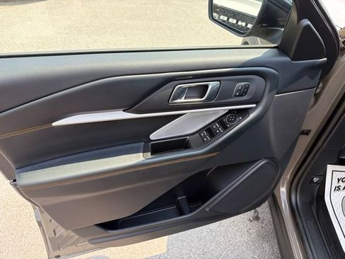 Used 2026 Ford Explorer Tremor w/ Tremor Ultimate Package AWD/4WD image 16