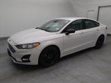 Used 2019 Ford Fusion SE w/ Equipment Group 151A image 2