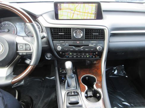 Used 2019 Lexus RX 350 AWD w/ Navigation Package image 39