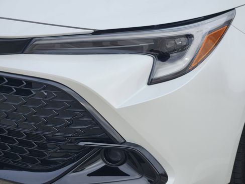 Used 2025 Toyota Corolla Hatchback image 9