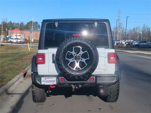 Certified 2022 Jeep Wrangler Unlimited Rubicon w/ Cold Weather Group image 12