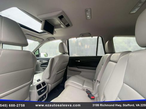 Used 2016 Honda Pilot Touring image 14