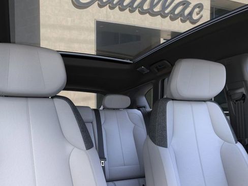 New 2026 Cadillac Optiq Sport 1 image 24