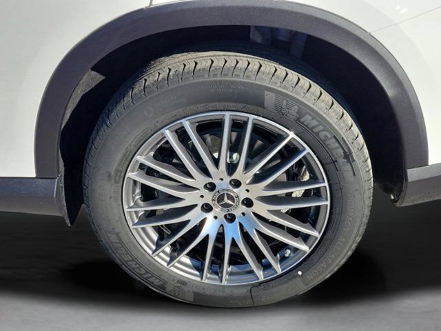 Certified 2026 Mercedes-Benz GLC 300 image 34