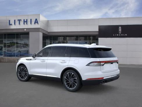 New 2026 Lincoln Aviator Reserve w/ Luxury Package RWD image 4