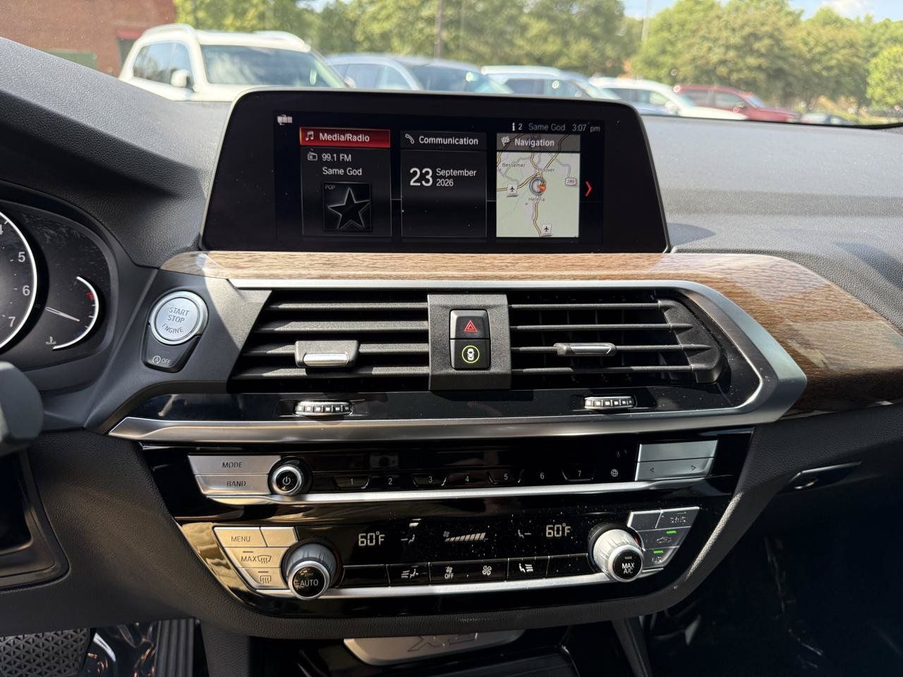 Used 2020 BMW X3 xDrive30i w/ Driving Assistance Package AWD/4WD image 18