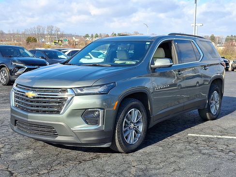 Used 2023 Chevrolet Traverse LT w/ LPO, Floor Liner Package image 3