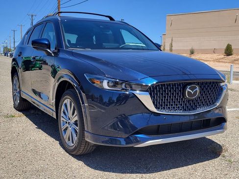 Used 2025 MAZDA CX-5 Signature image 5