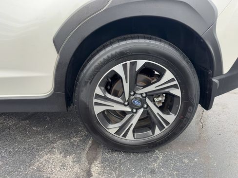 Used 2024 Subaru Crosstrek 2.0i Premium AWD/4WD image 9