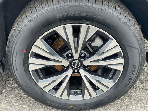 Certified 2023 Nissan Rogue SV AWD/4WD image 30