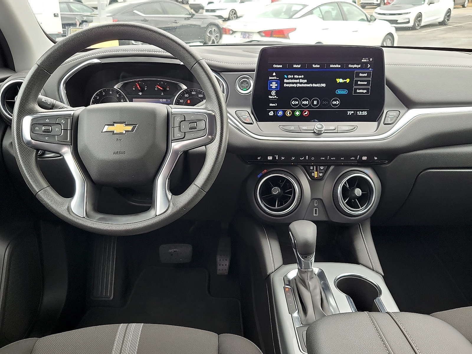 Used 2025 Chevrolet Blazer LT FWD image 10