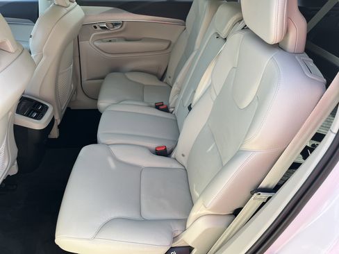 Used 2023 Volvo XC90 B5 Core w/ Protection Package Premier image 20