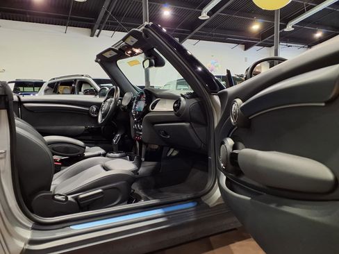 Used 2024 MINI Cooper S image 19