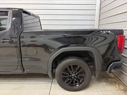Used 2022 GMC Sierra 1500 Elevation AWD/4WD image 5