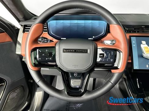Used 2024 Land Rover Range Rover Sport AWD/4WD image 17