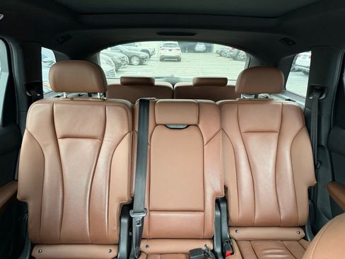 Used 2021 Audi Q7 2.0T Premium w/ Convenience Package AWD/4WD image 4