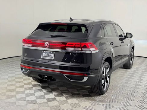 Used 2025 Volkswagen Atlas Cross Sport SE AWD/4WD image 8