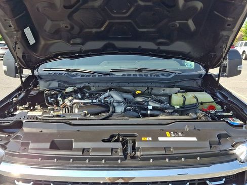 Used 2024 Ford F450 Lariat AWD/4WD image 28