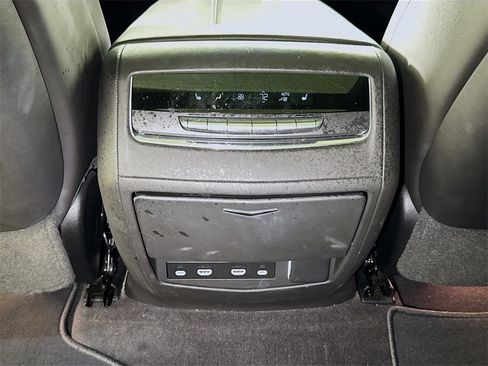 Used 2023 Cadillac Escalade Sport Platinum w/ LPO, ONYX Package image 26