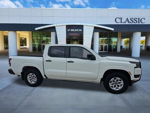Used 2025 Nissan Frontier S RWD image 9