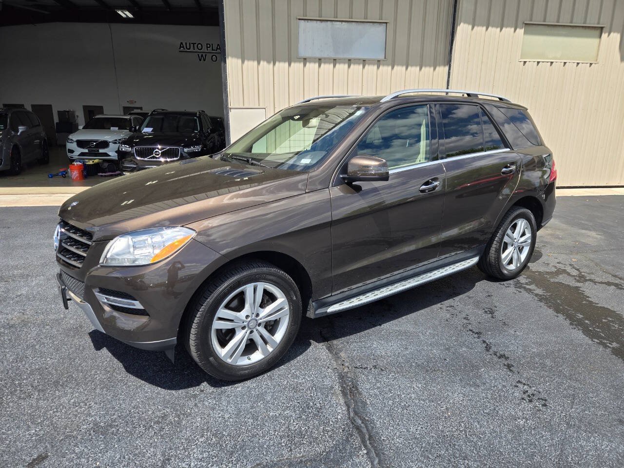Used 2015 Mercedes-Benz ML 350 4MATIC image 2