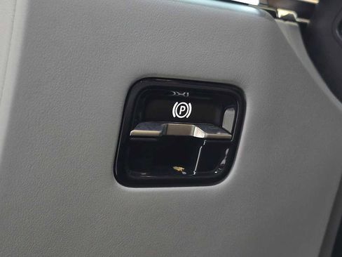 Certified 2025 Mercedes-Benz S 580 S 580 image 24