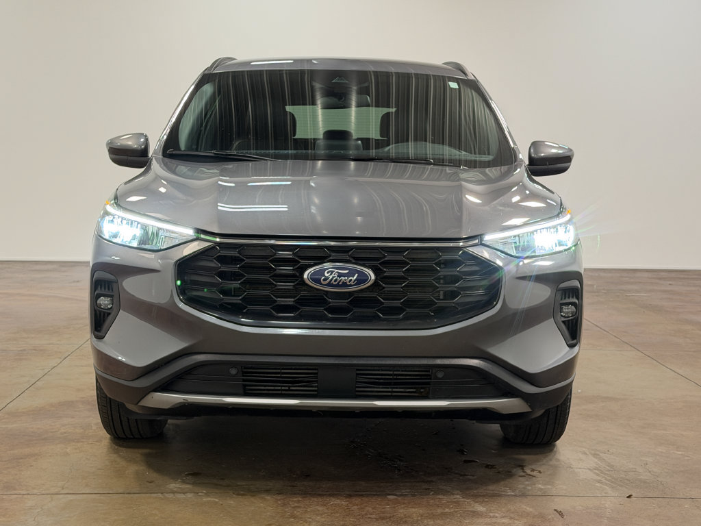 Used 2025 Ford Escape ST-Line Select AWD/4WD image 29