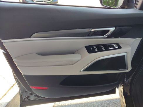 Used 2020 Kia Telluride S AWD/4WD image 22