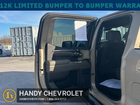 Certified 2022 Chevrolet Silverado 1500 ZR2 w/ Technology Package image 33