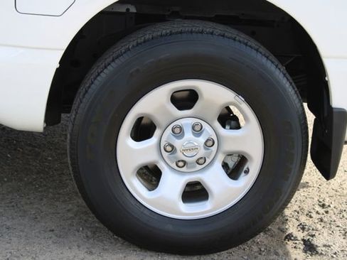 Used 2021 Nissan Titan S w/ S Utility Package image 9