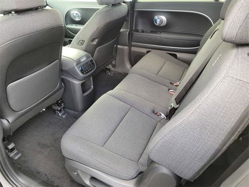 New 2026 Hyundai Ioniq 9 SE image 16