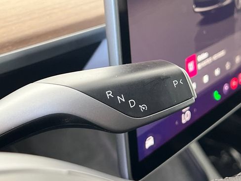 Used 2023 Tesla Model 3 Standard Range RWD image 25