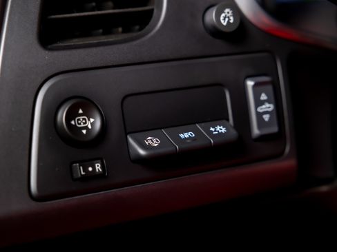 Used 2016 Chevrolet Corvette Z06 w/ 2LZ Preferred Equipment Group image 26