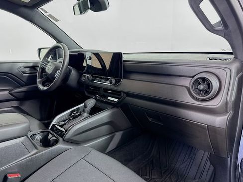 Used 2023 Chevrolet Colorado Trail Boss w/ Advanced Trailering Package image 28