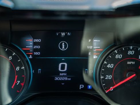 Used 2018 Chevrolet Camaro SS RWD image 44