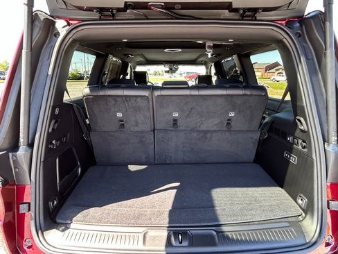 New 2026 Jeep Grand Wagoneer Limited AWD/4WD image 11