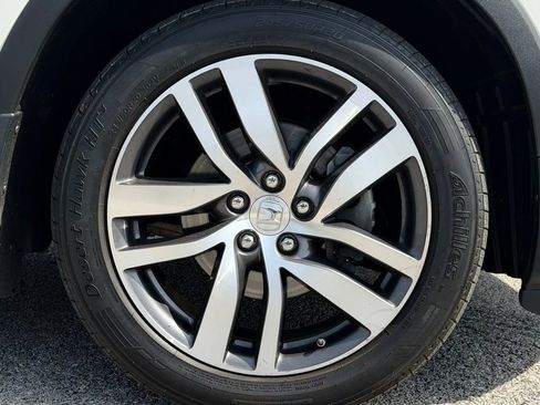 Used 2017 Honda Pilot Touring image 36