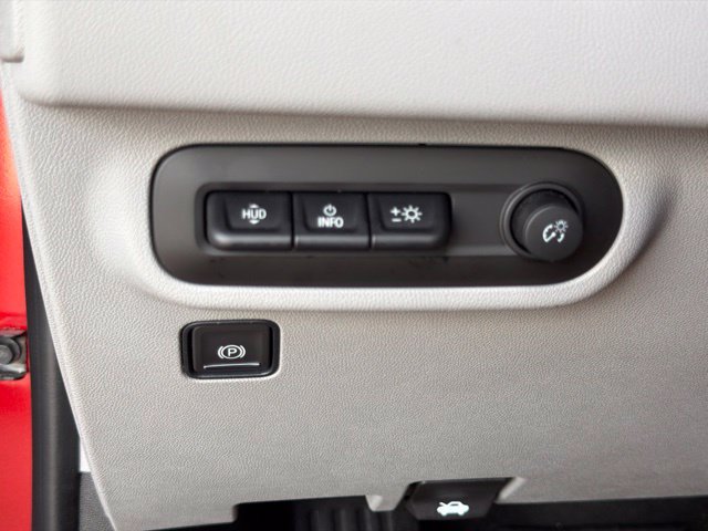Used 2023 GMC Terrain SLT w/ Tech Package FWD image 23
