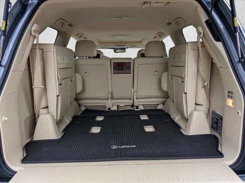 Used 2013 Lexus LX 570 4WD w/ Luxury Pkg image 21
