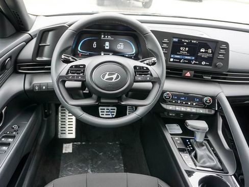 New 2026 Hyundai Elantra SEL Sport Premium FWD image 15