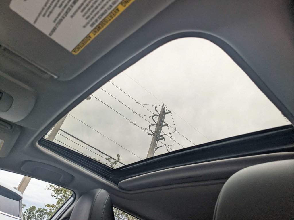 Used 2022 Toyota Camry XLE FWD image 24